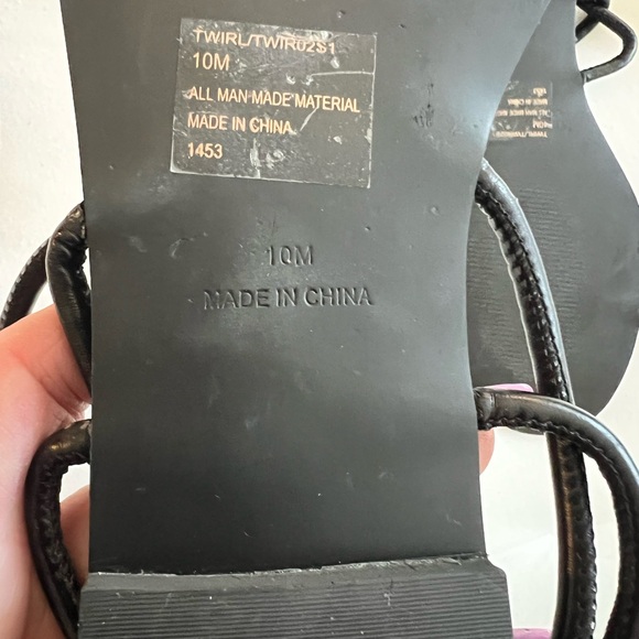 Steve Madden Black Lace-Up Minimalist Flat Sandals - Picture 4 of 9